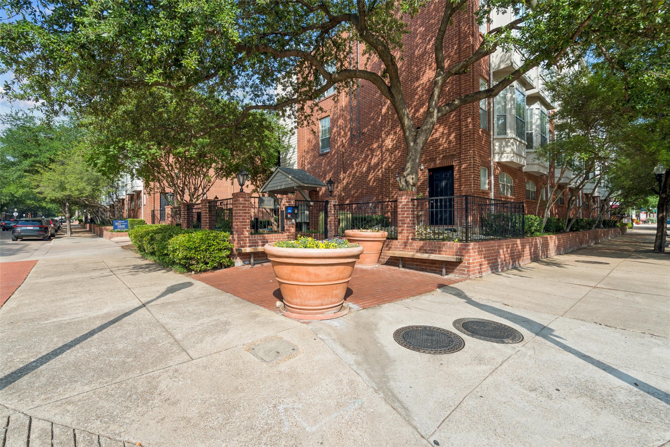 2902 State Street Dallas TX 75204