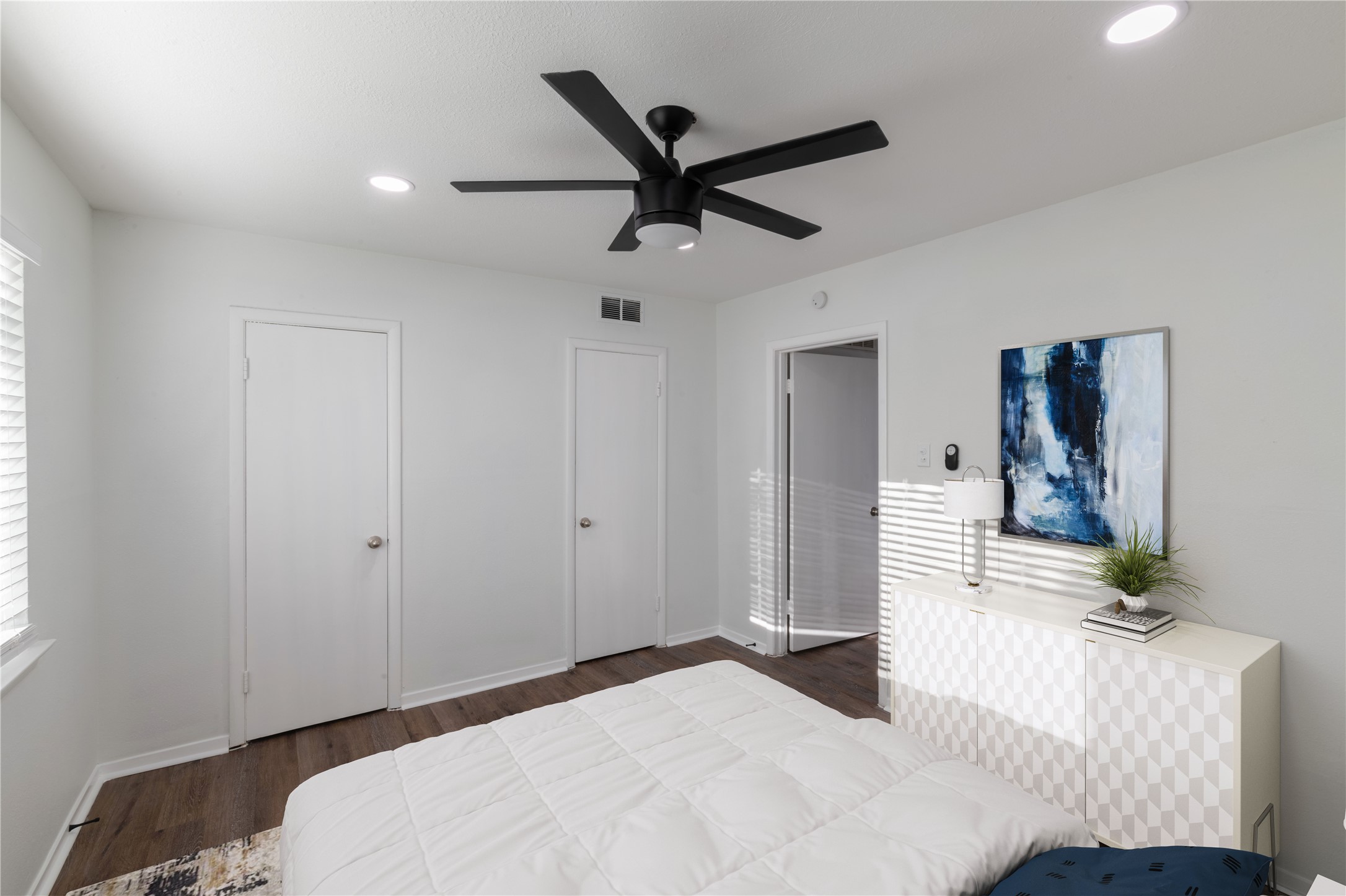5921 Gaston Avenue Dallas TX 75214