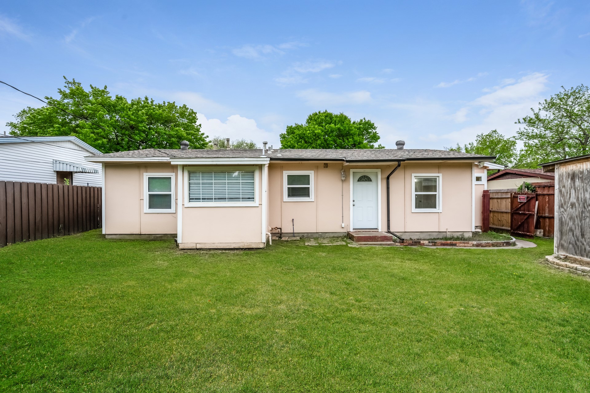 11517 Fernald Avenue Dallas TX 75218