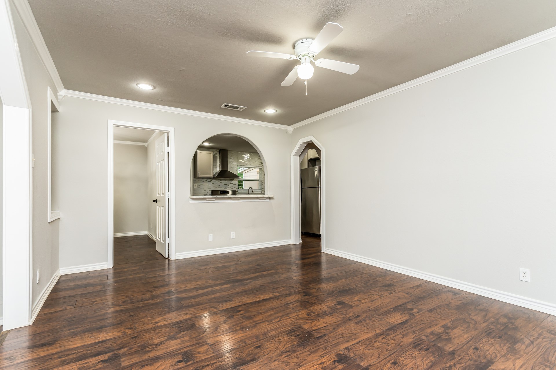 11517 Fernald Avenue Dallas TX 75218