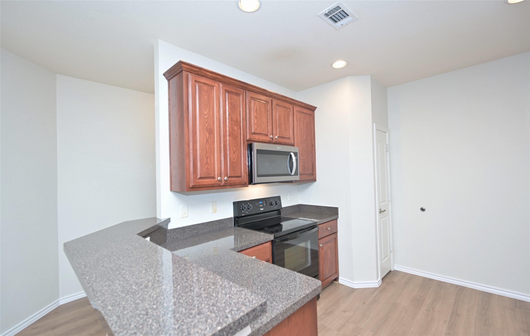 1204 Varacruz Drive Arlington TX 76010