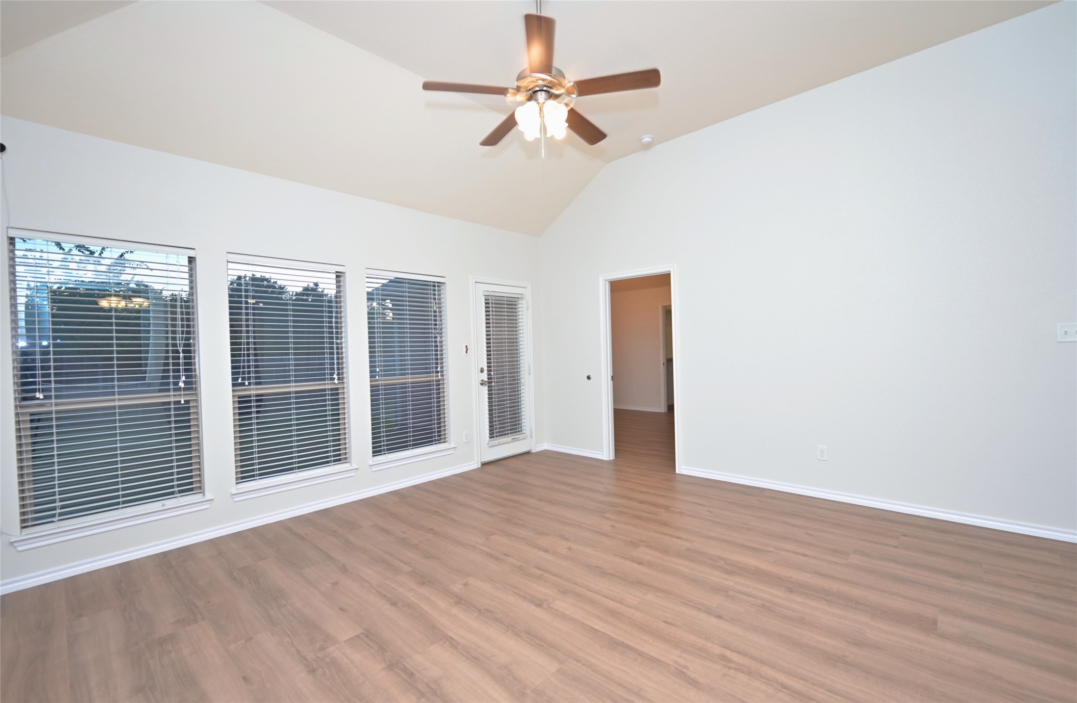 1204 Varacruz Drive Arlington TX 76010