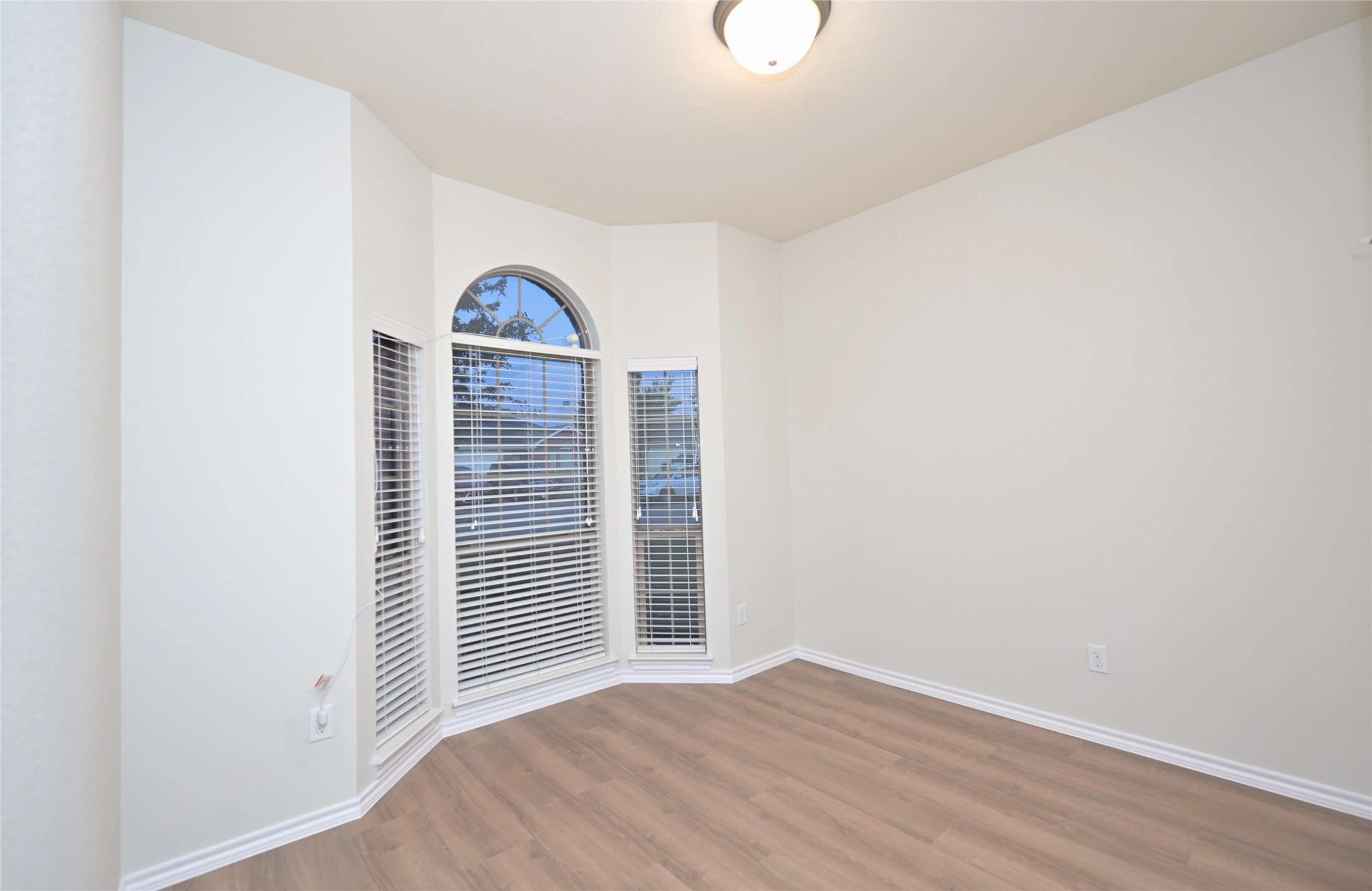 1204 Varacruz Drive Arlington TX 76010