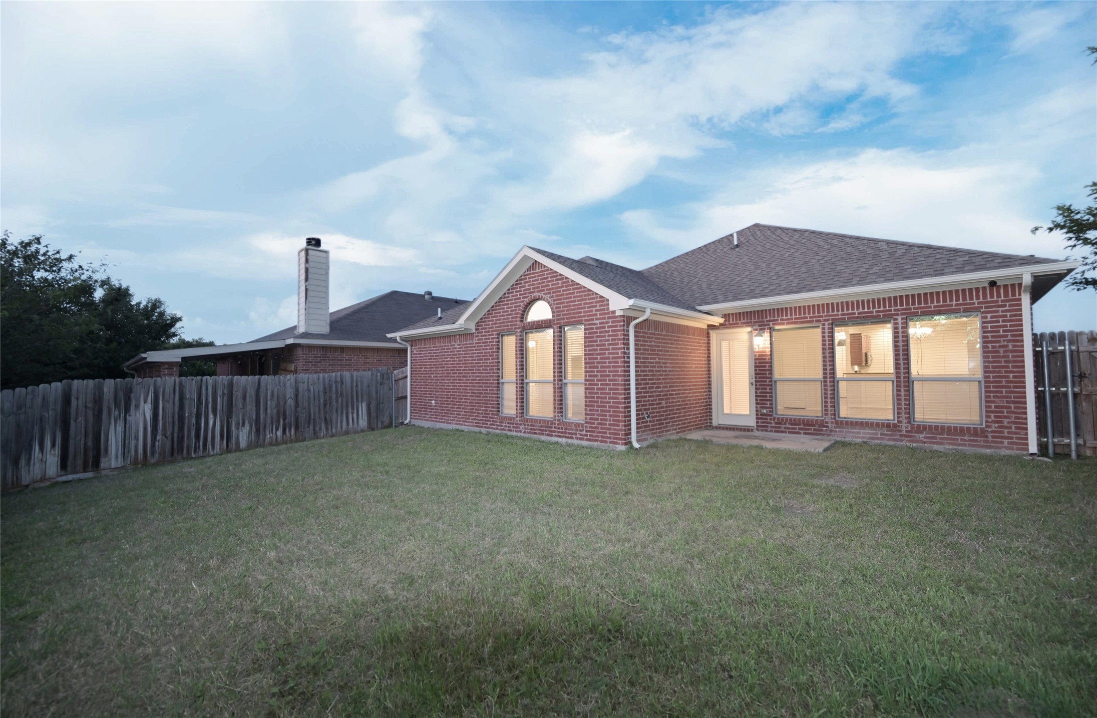1204 Varacruz Drive Arlington TX 76010