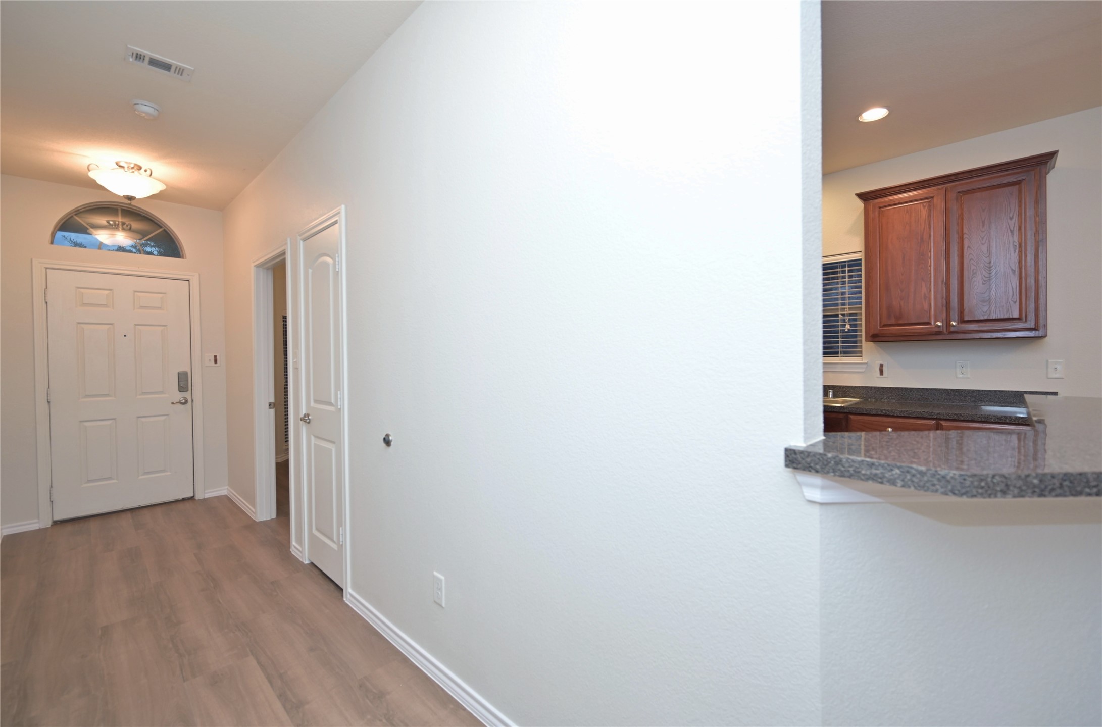 1204 Varacruz Drive Arlington TX 76010