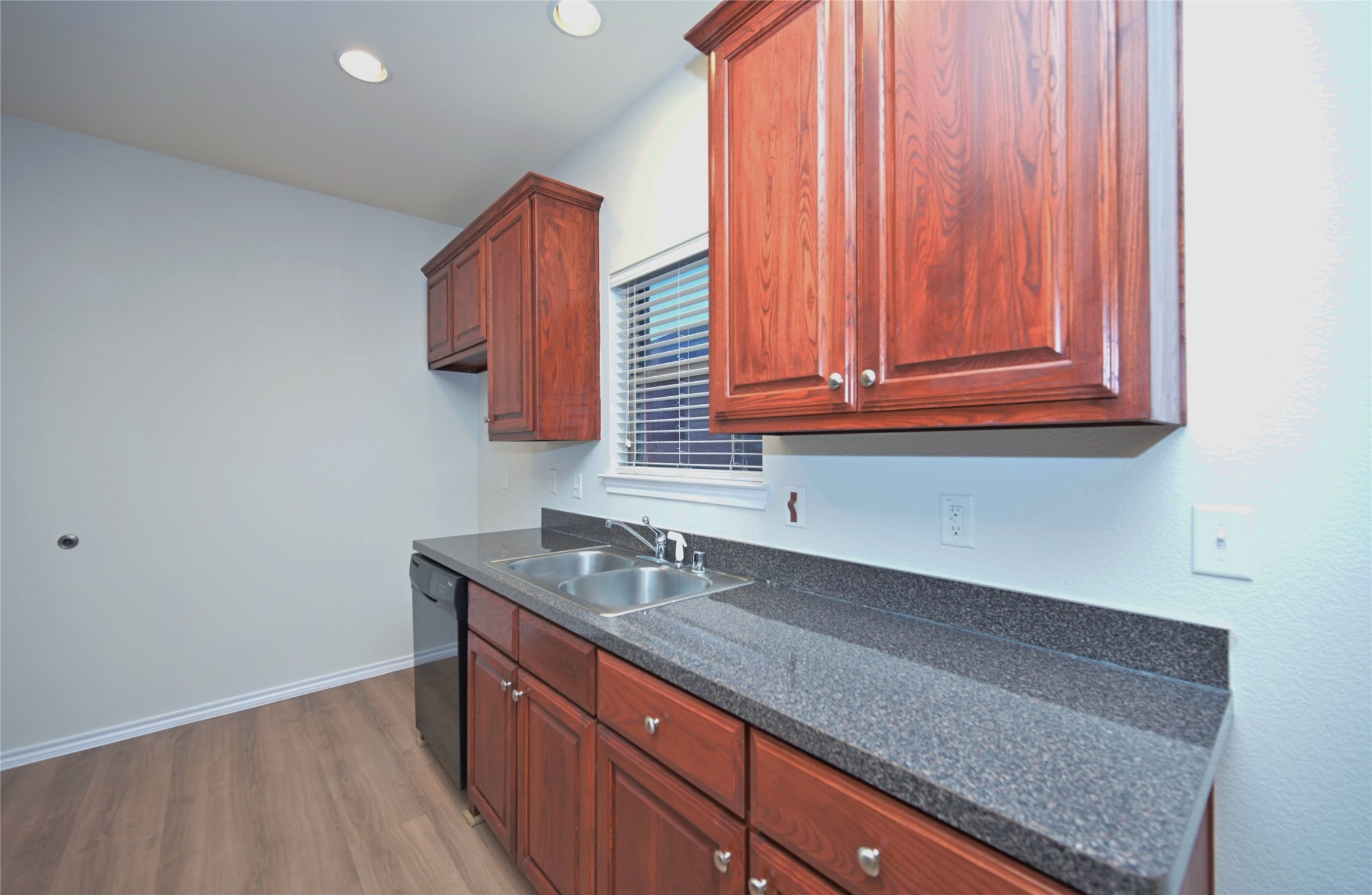 1204 Varacruz Drive Arlington TX 76010