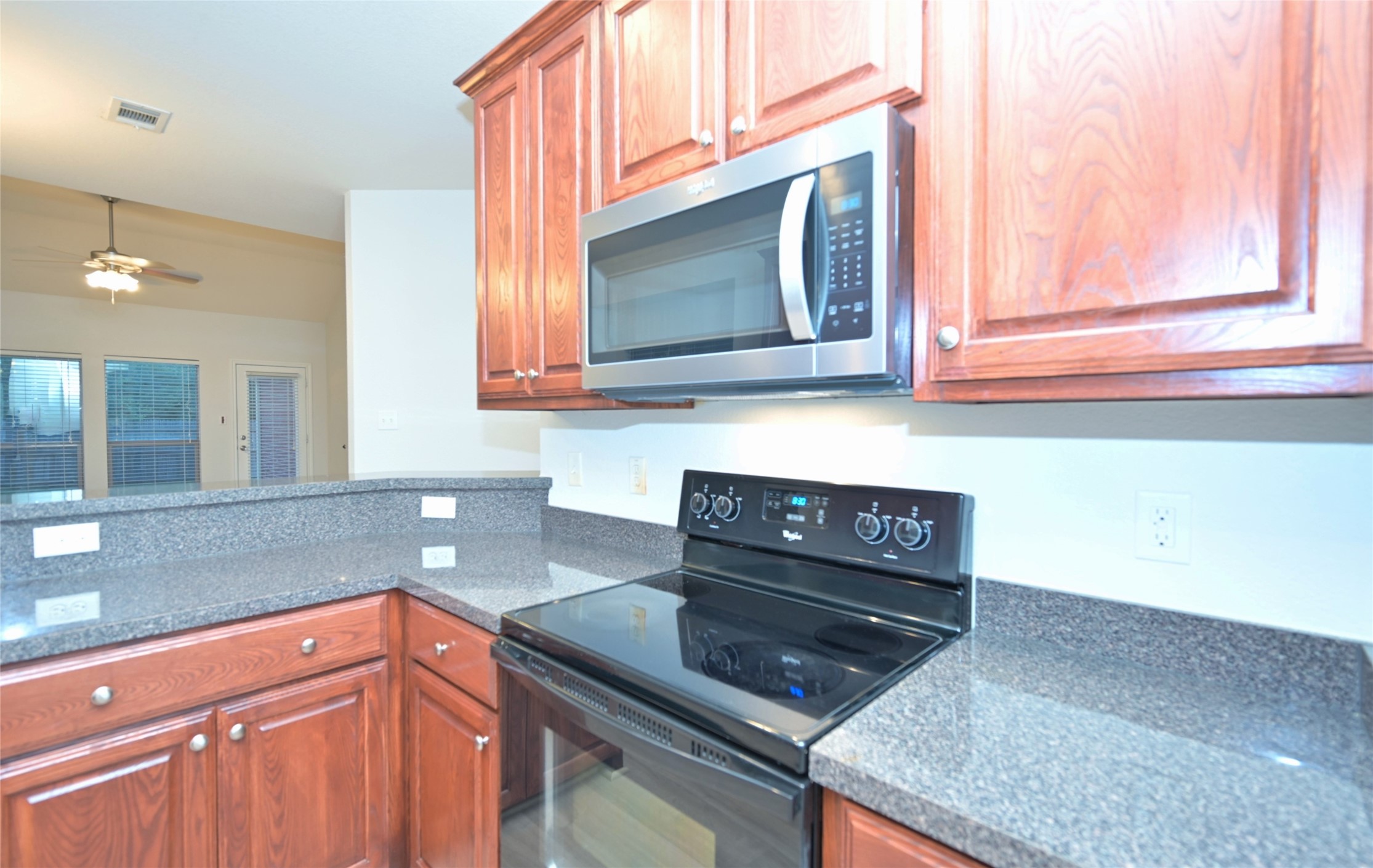 1204 Varacruz Drive Arlington TX 76010