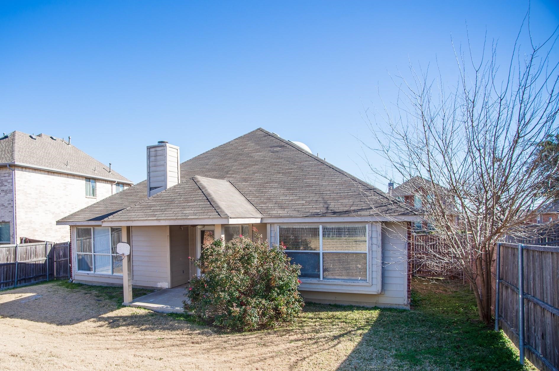 6823 Woodcrest Lane Sachse TX 75048