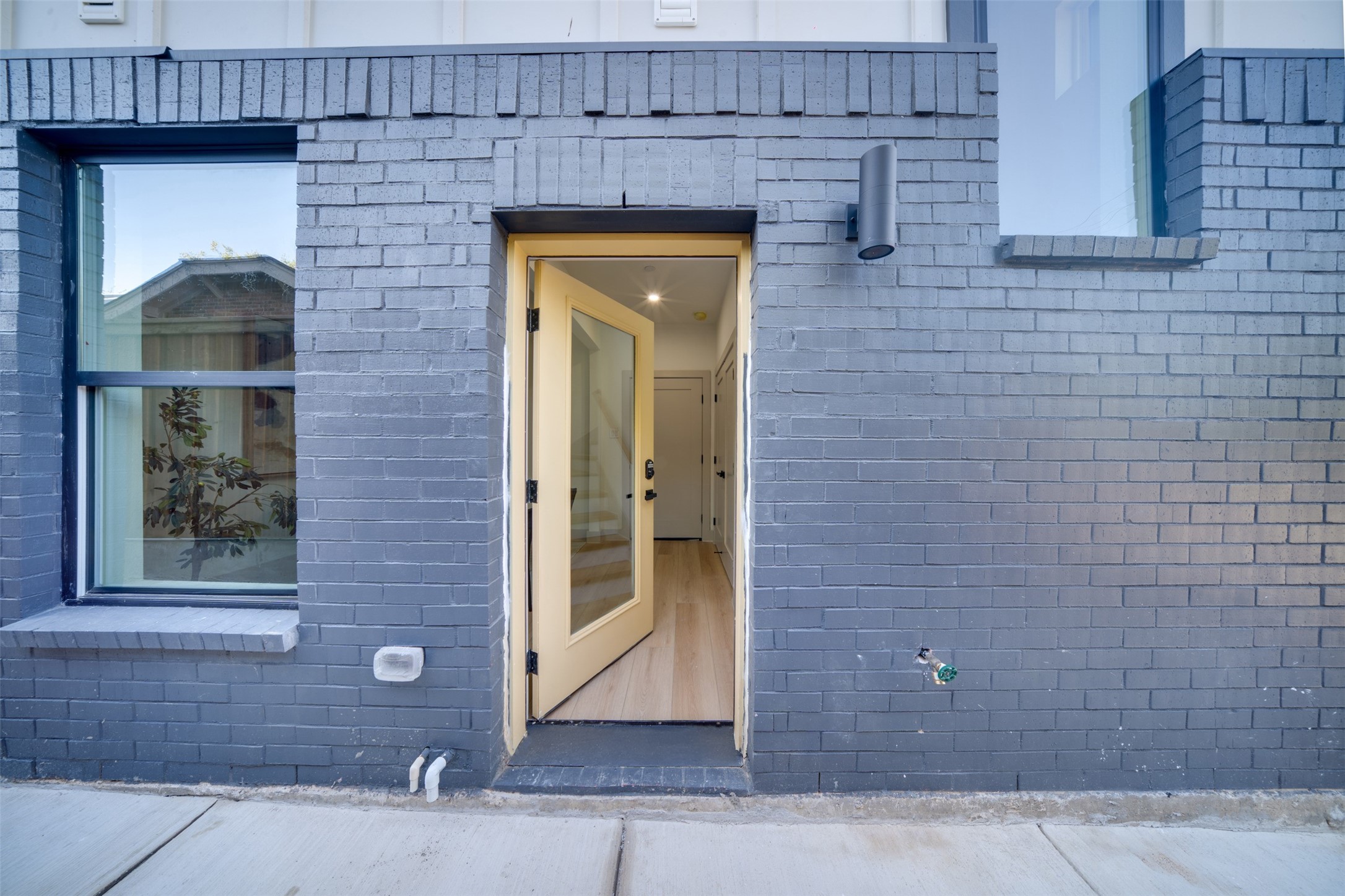 512 N Lancaster Street Dallas TX 75203