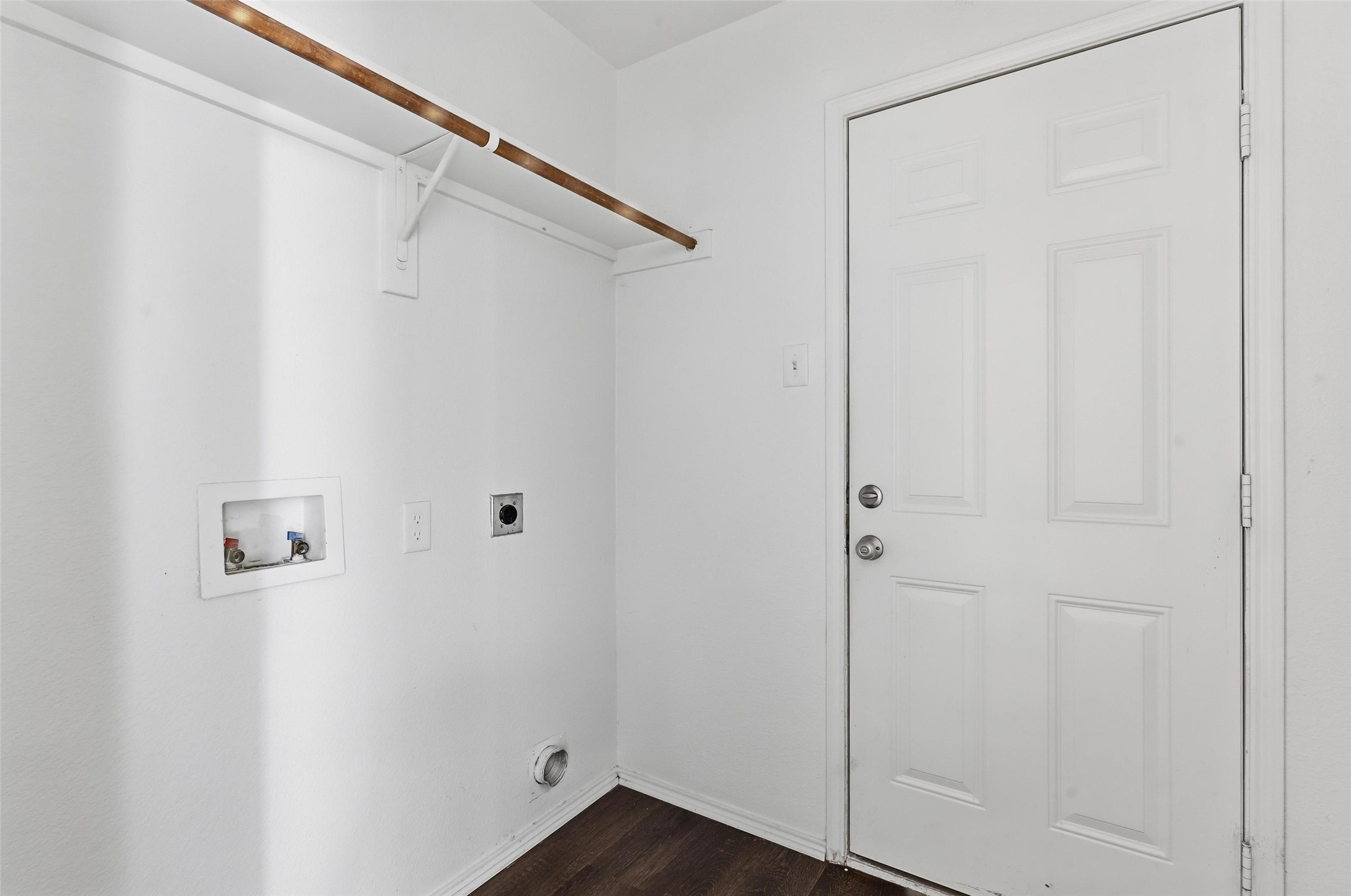 1209 Brownford Drive Fort Worth TX 76028