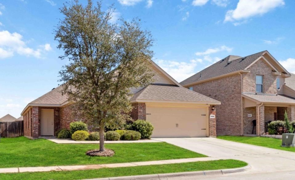 1450 Arabella Avenue Forney TX 75126
