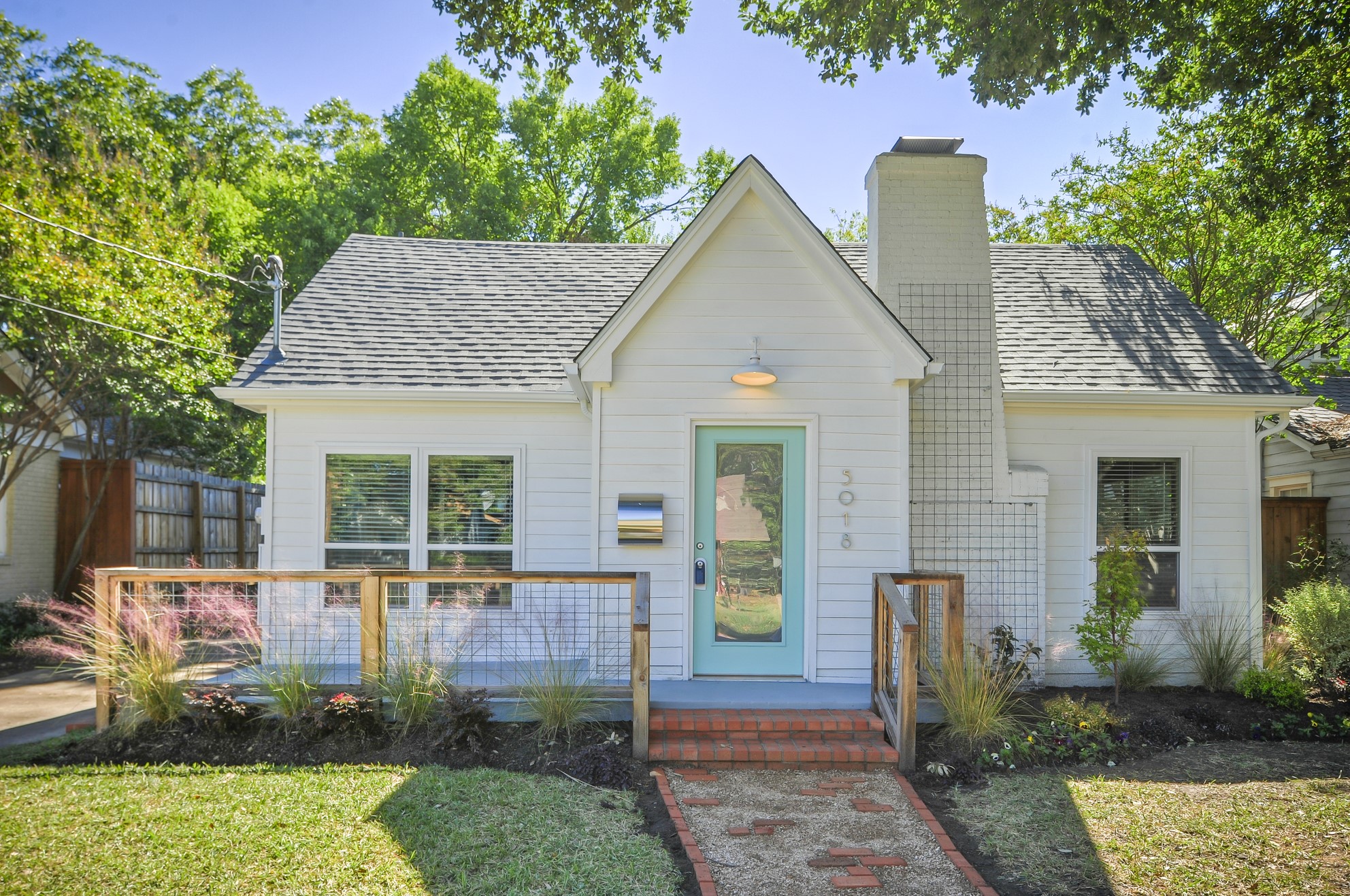 5018 Homer Street Dallas TX 75206