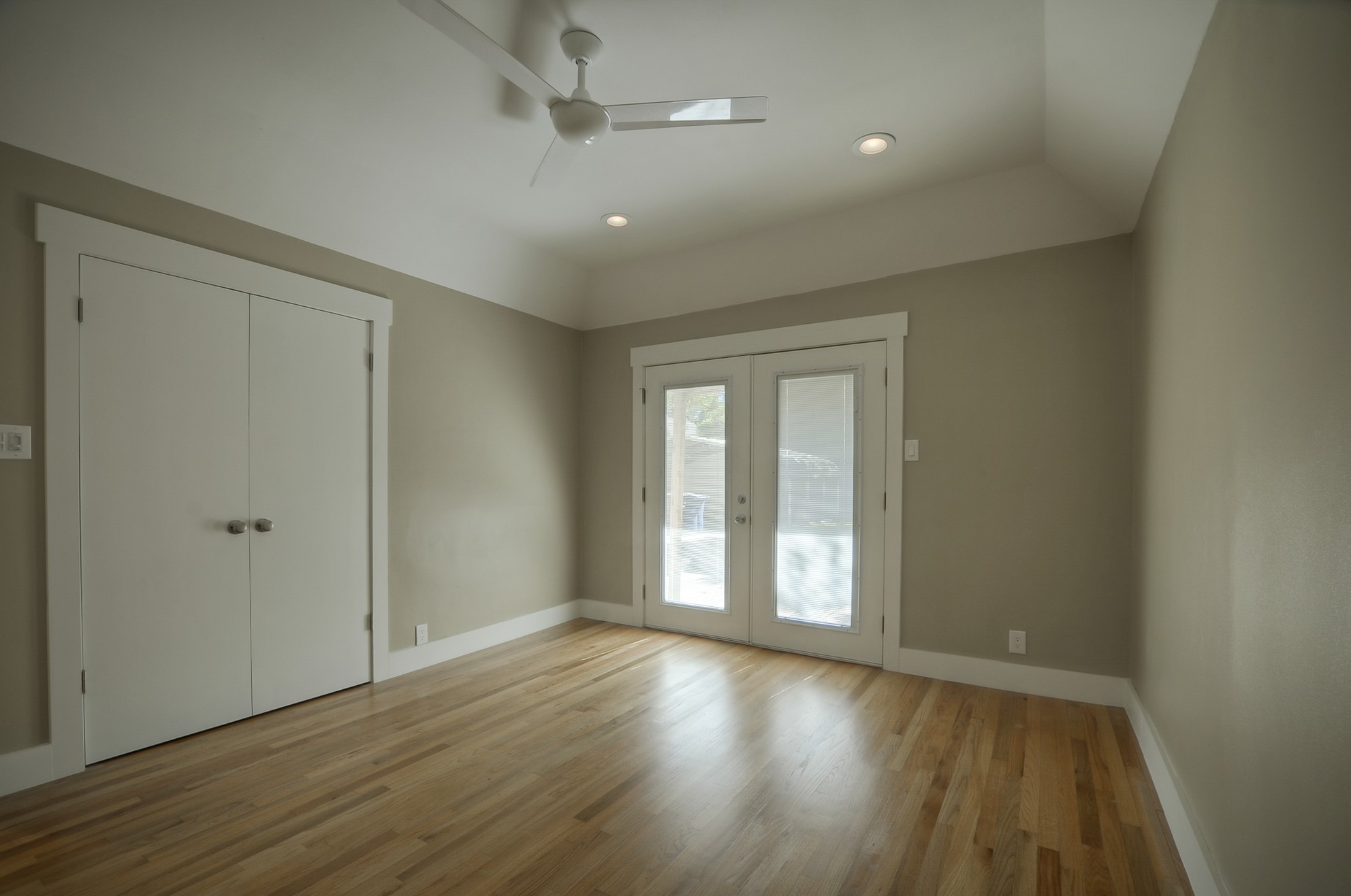 5018 Homer Street Dallas TX 75206