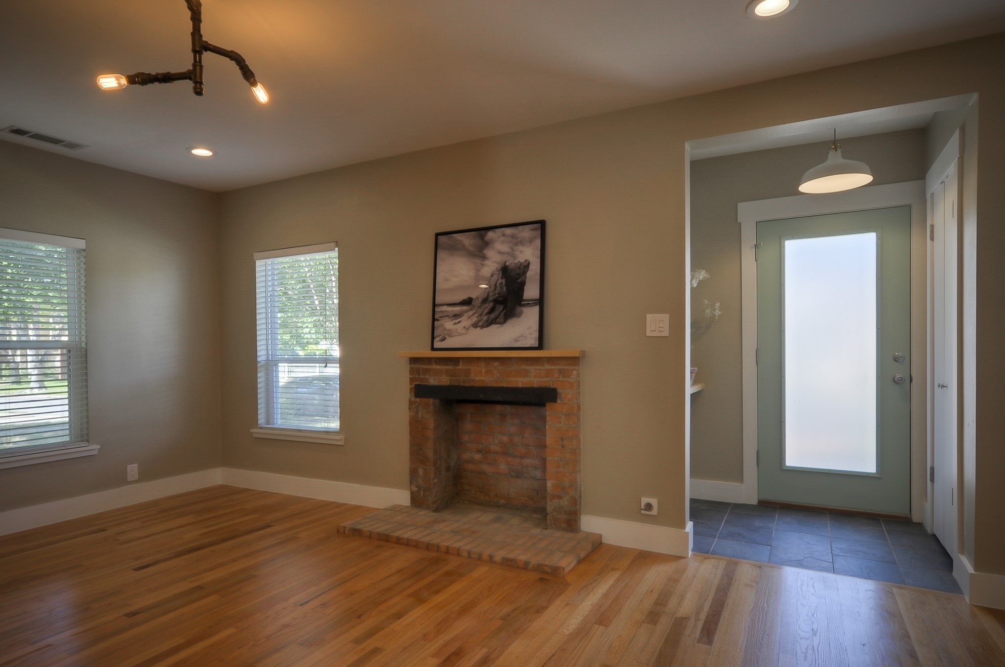 5018 Homer Street Dallas TX 75206
