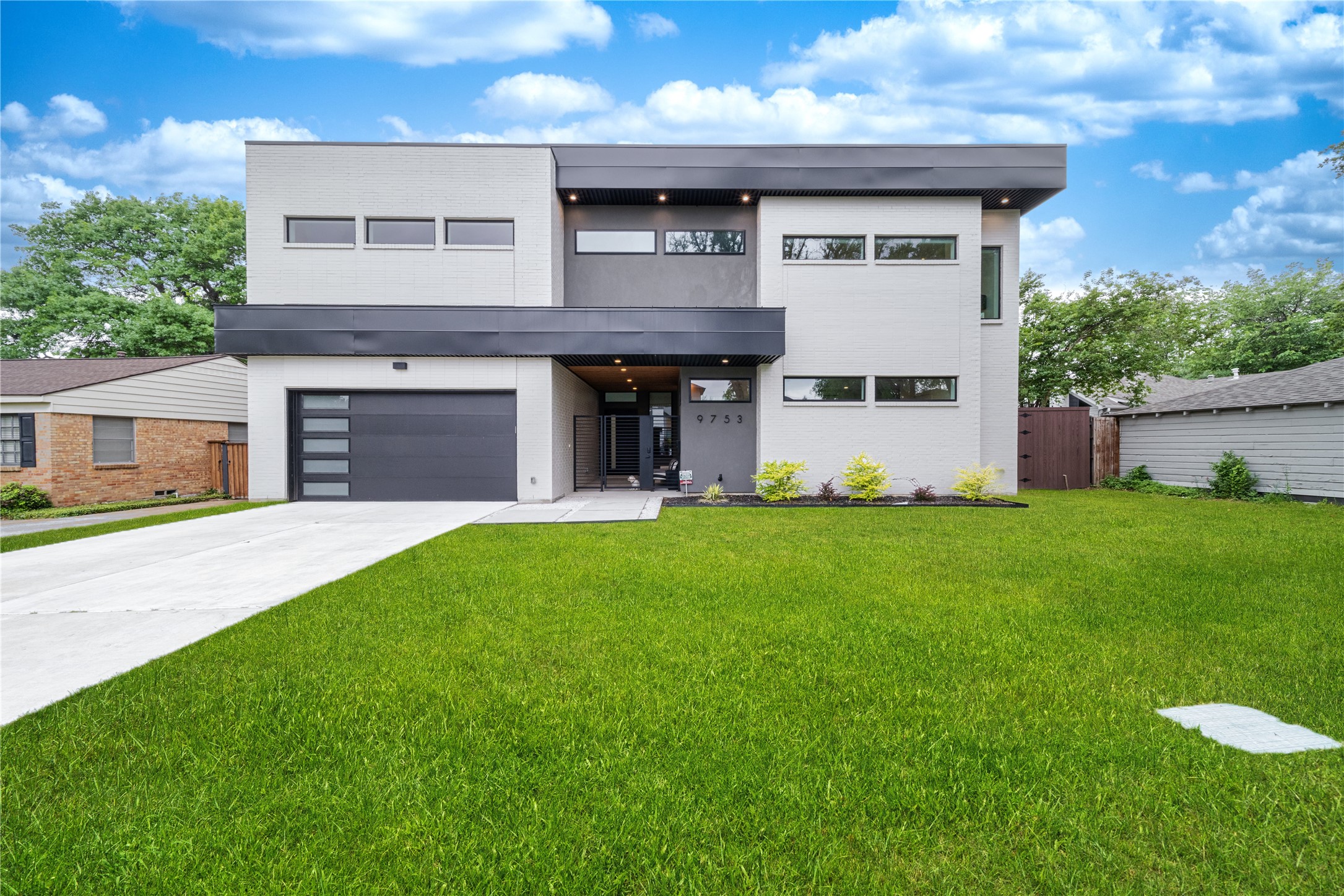 9753 Mixon Drive Dallas TX 75220