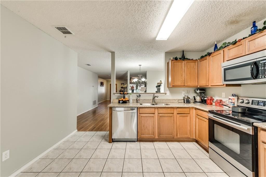 4017 Thoroughbred Trail Fort Worth TX 76123