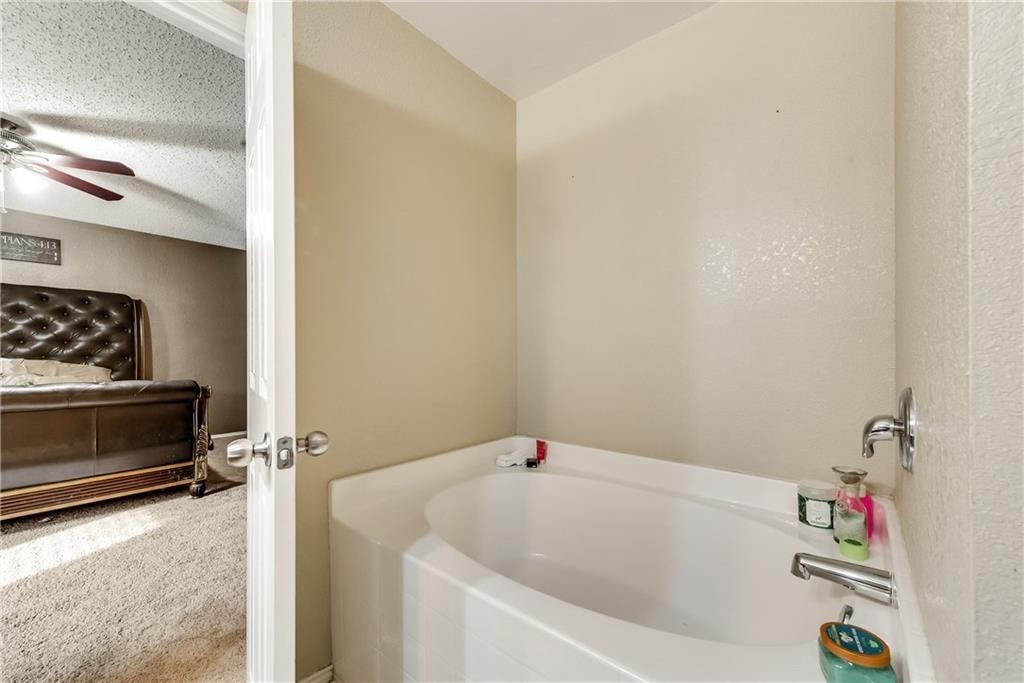 4017 Thoroughbred Trail Fort Worth TX 76123