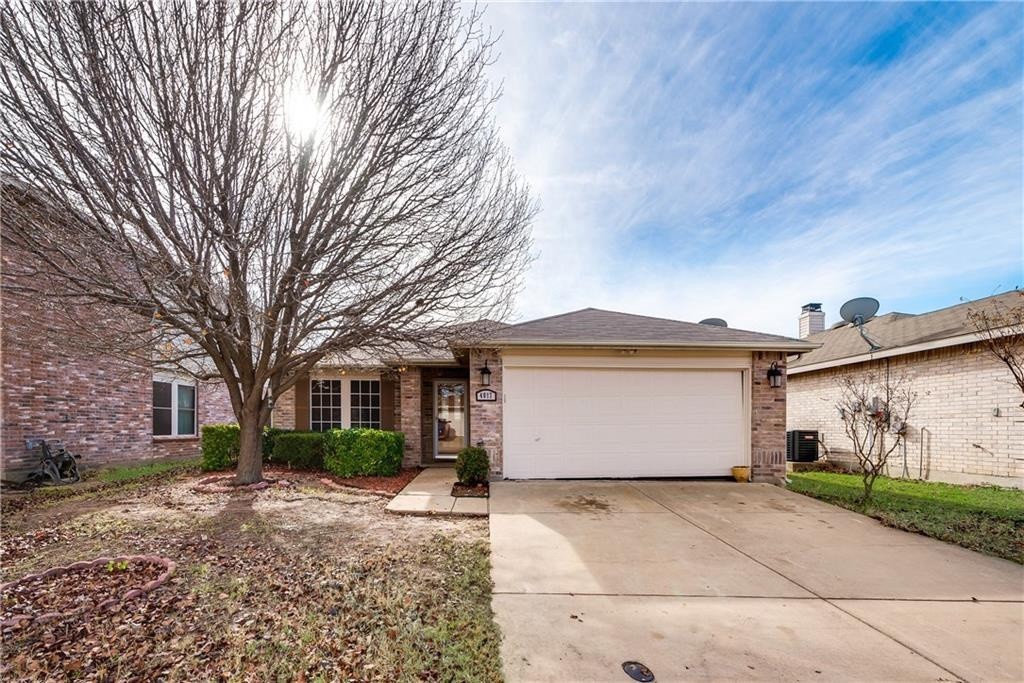 4017 Thoroughbred Trail Fort Worth TX 76123