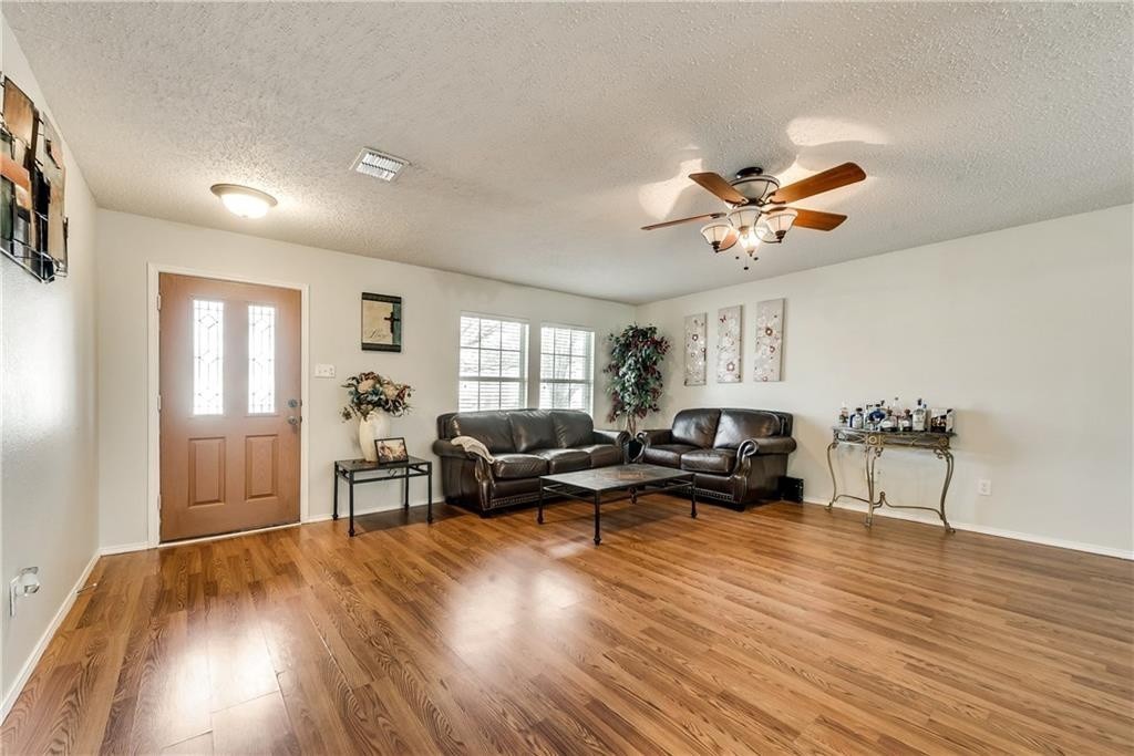 4017 Thoroughbred Trail Fort Worth TX 76123
