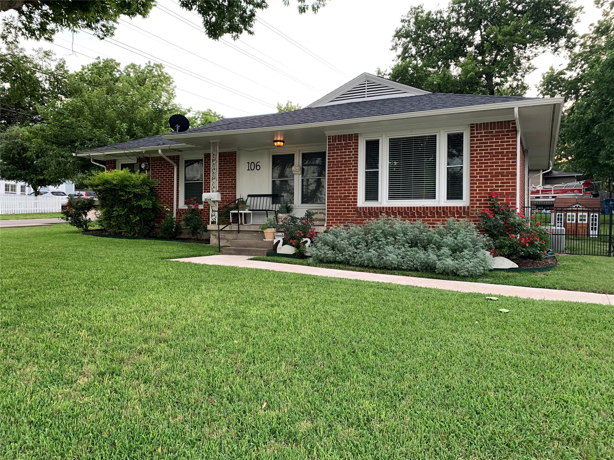 106 S Clark Street Rockwall TX 75087