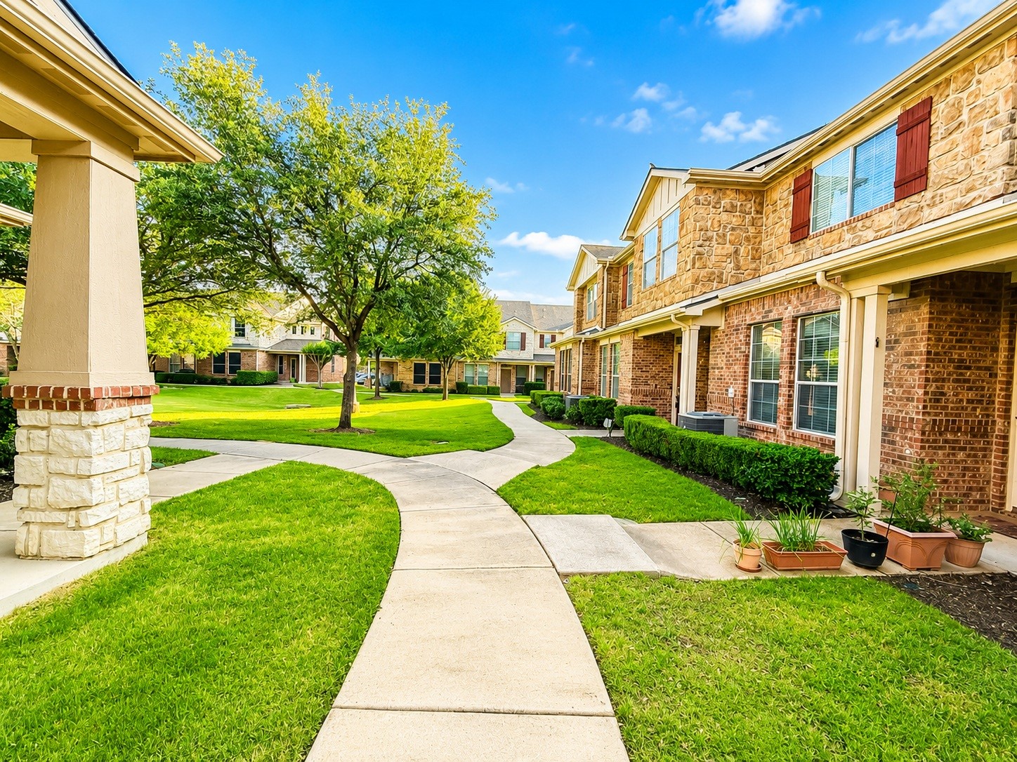 2743 Hyde Park Drive Grand Prairie TX 75050