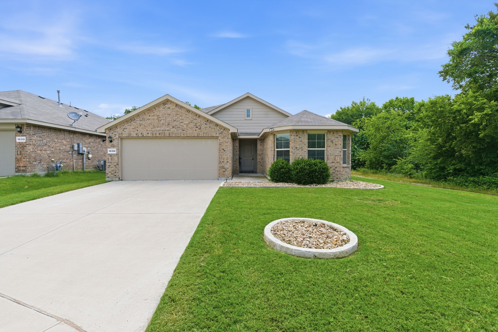 16308 Caledonia Court Justin TX 76247