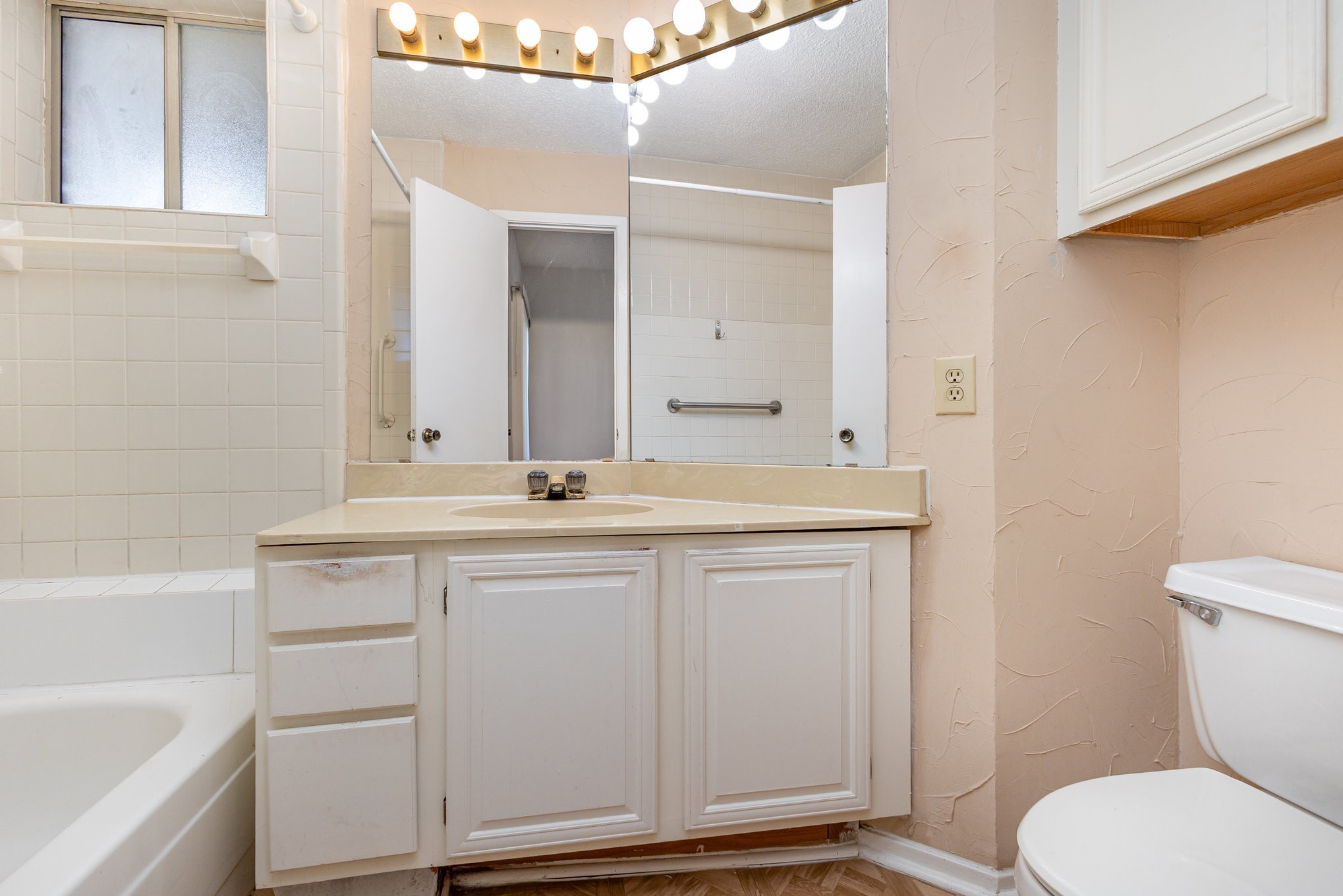 5740 Martel Avenue Dallas TX 75206