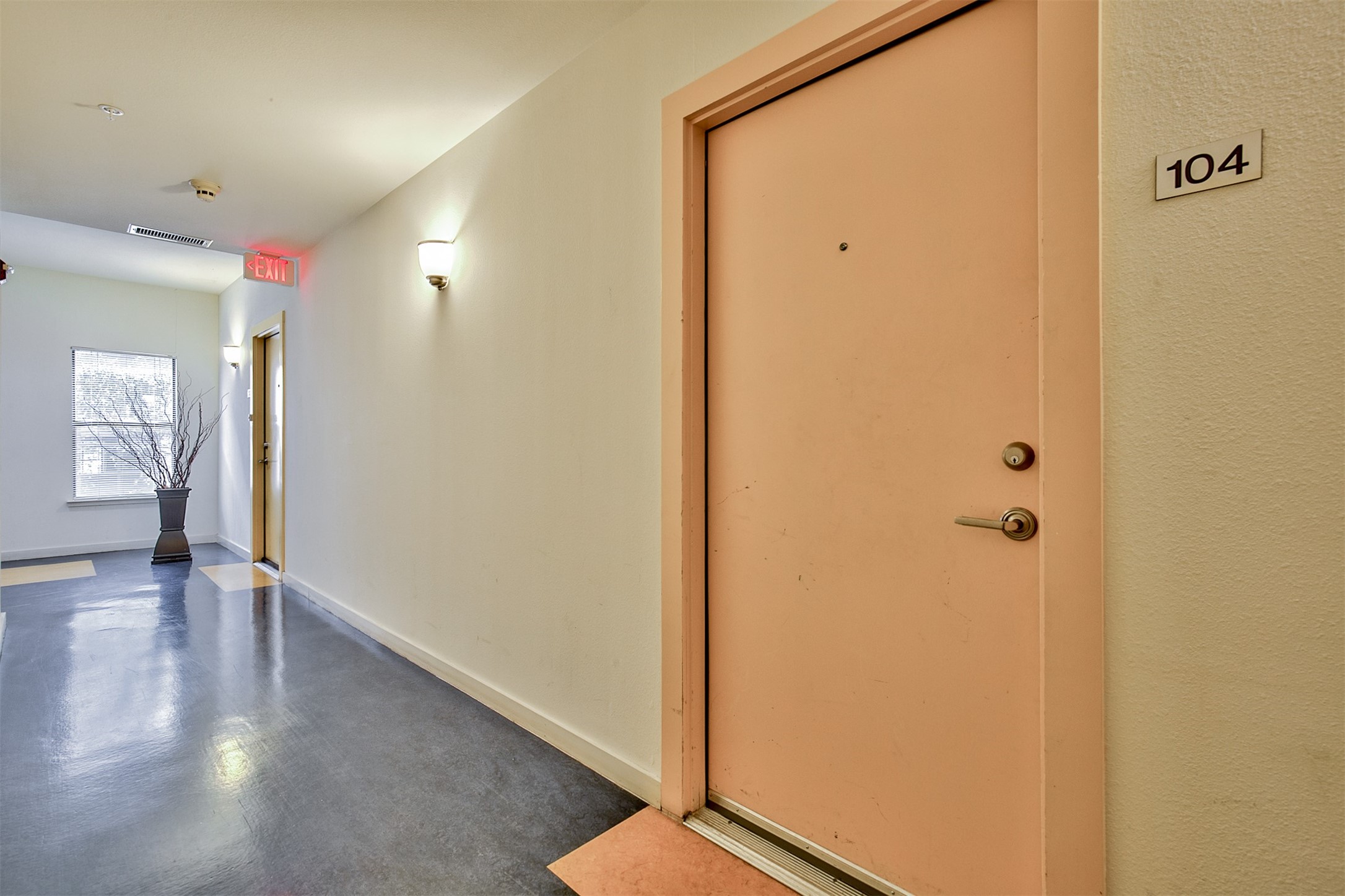 4108 Office Parkway Dallas TX 75204