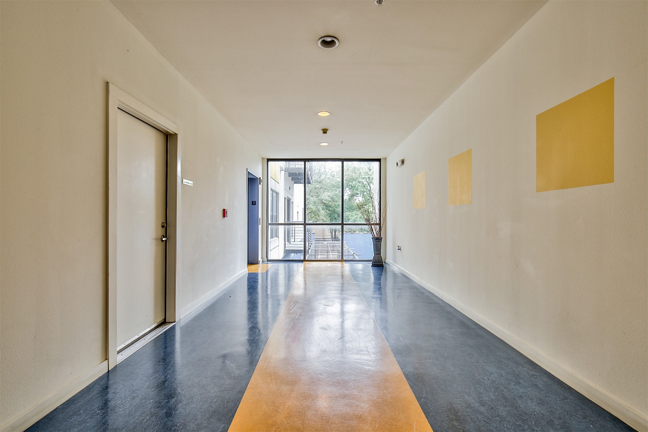 4108 Office Parkway Dallas TX 75204