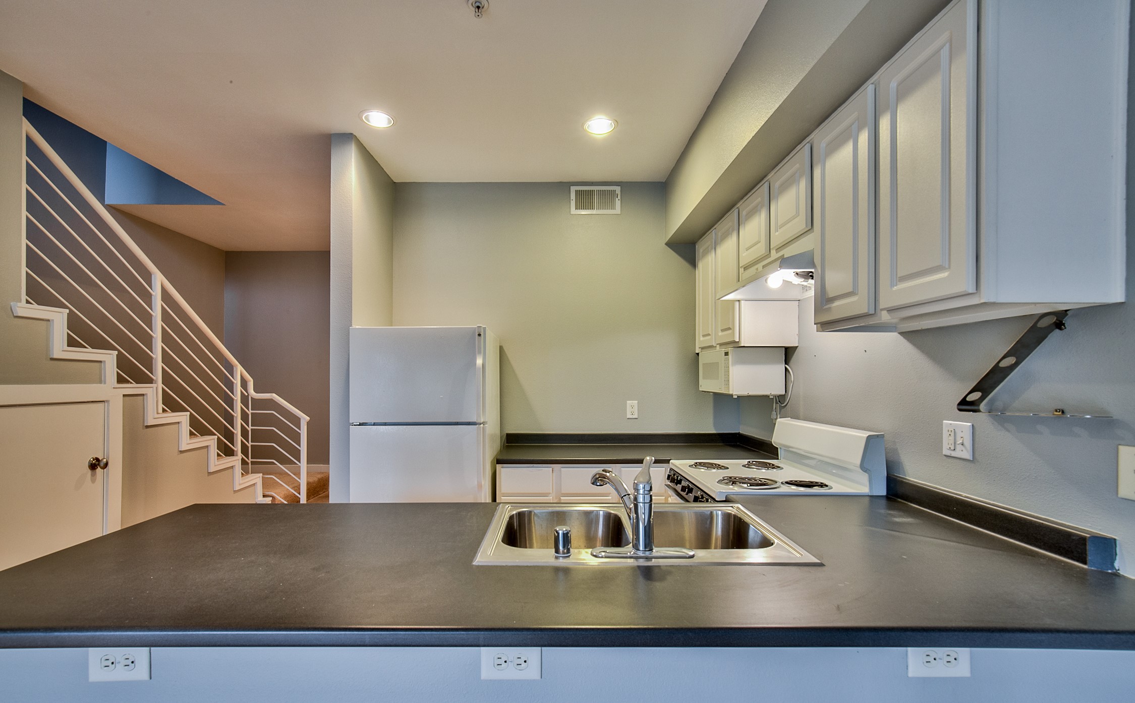 4108 Office Parkway Dallas TX 75204