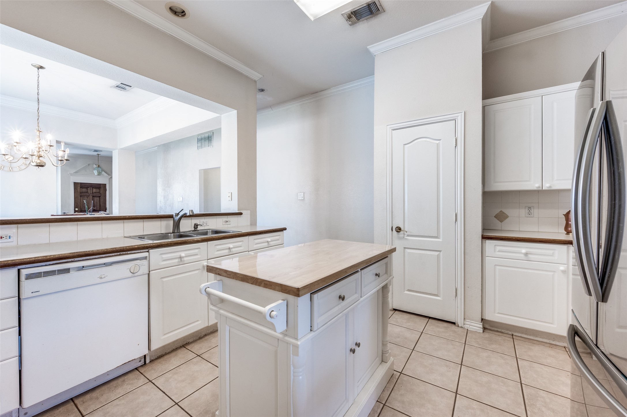 402 Horse Shoe Drive Euless TX 76039