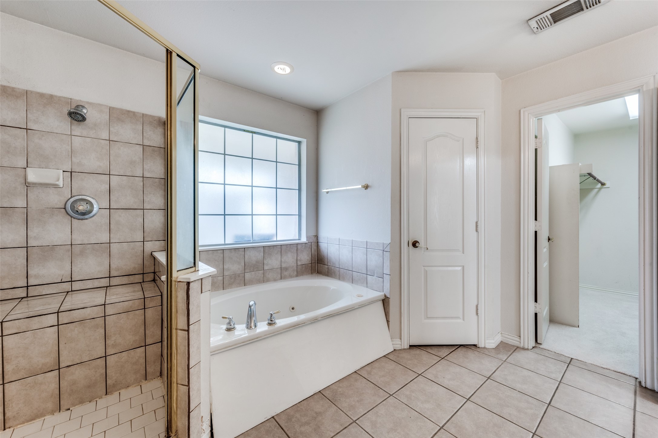 402 Horse Shoe Drive Euless TX 76039