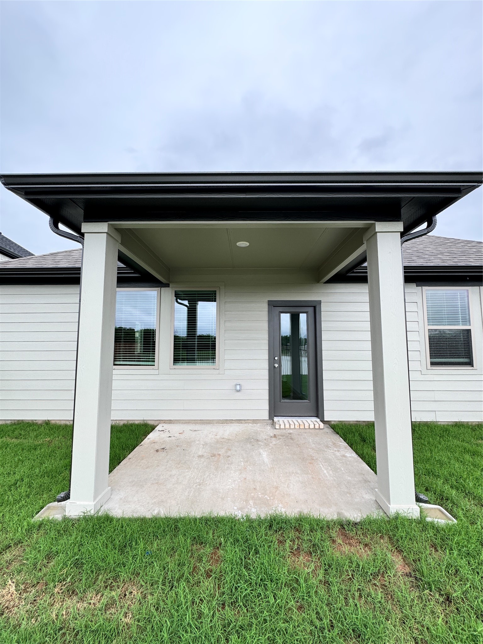 1156 Del Rio Drive Lavon TX 75166