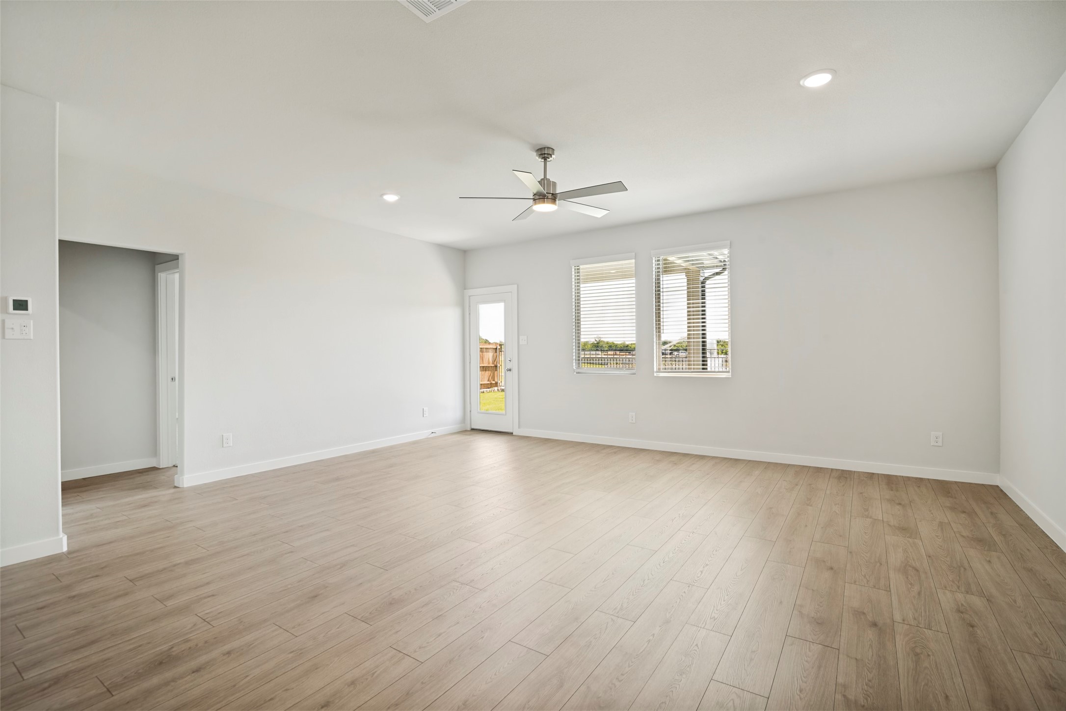 1156 Del Rio Drive Lavon TX 75166