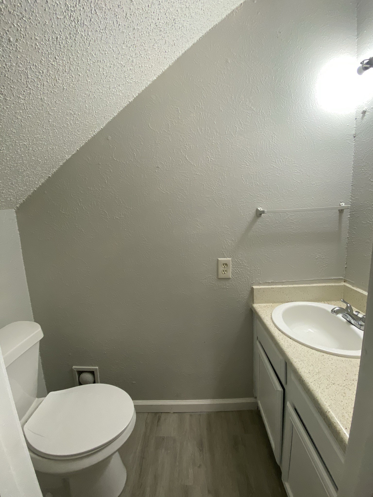 9696 Walnut Street Dallas TX 75243