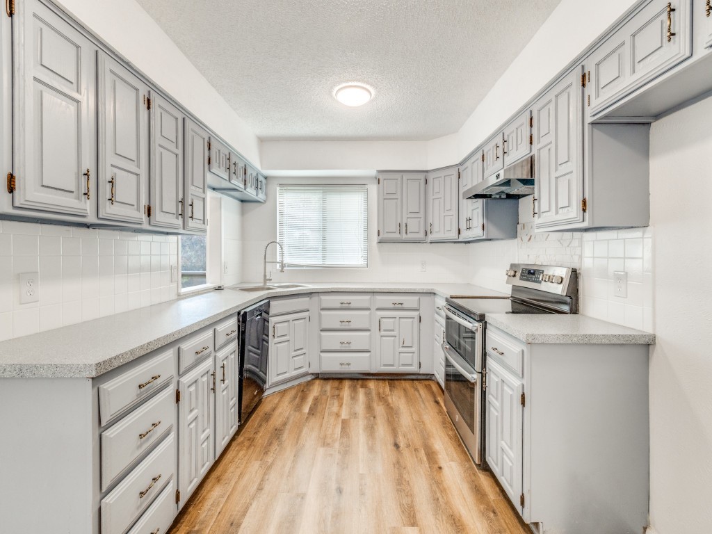 3914 Willowood Lane Grand Prairie TX 75052