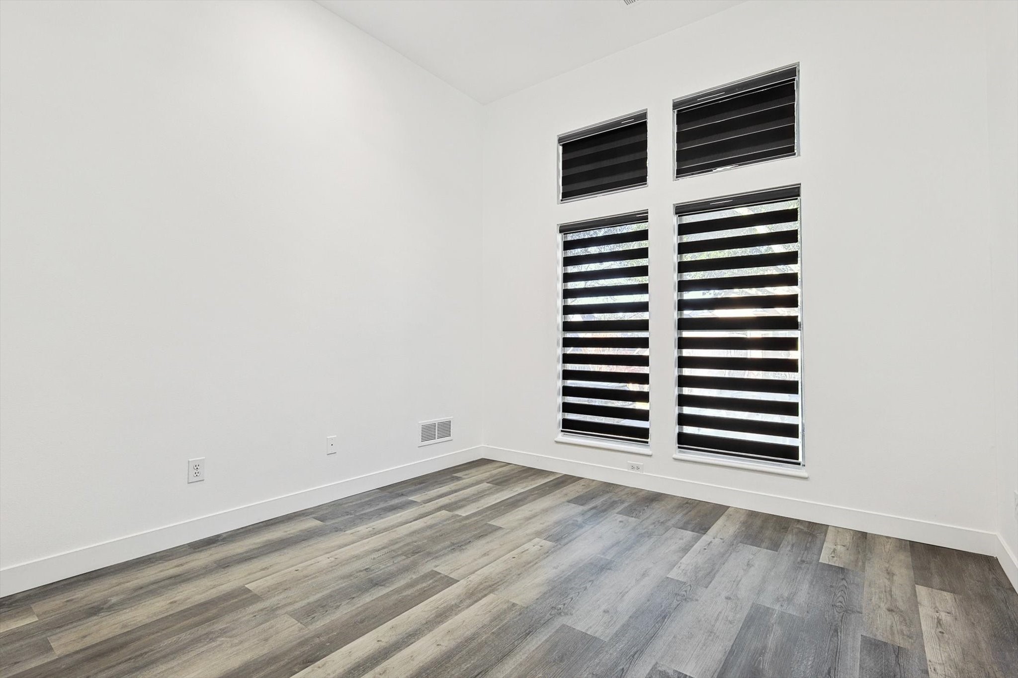 18716 Thorntree Lane Dallas TX 75252