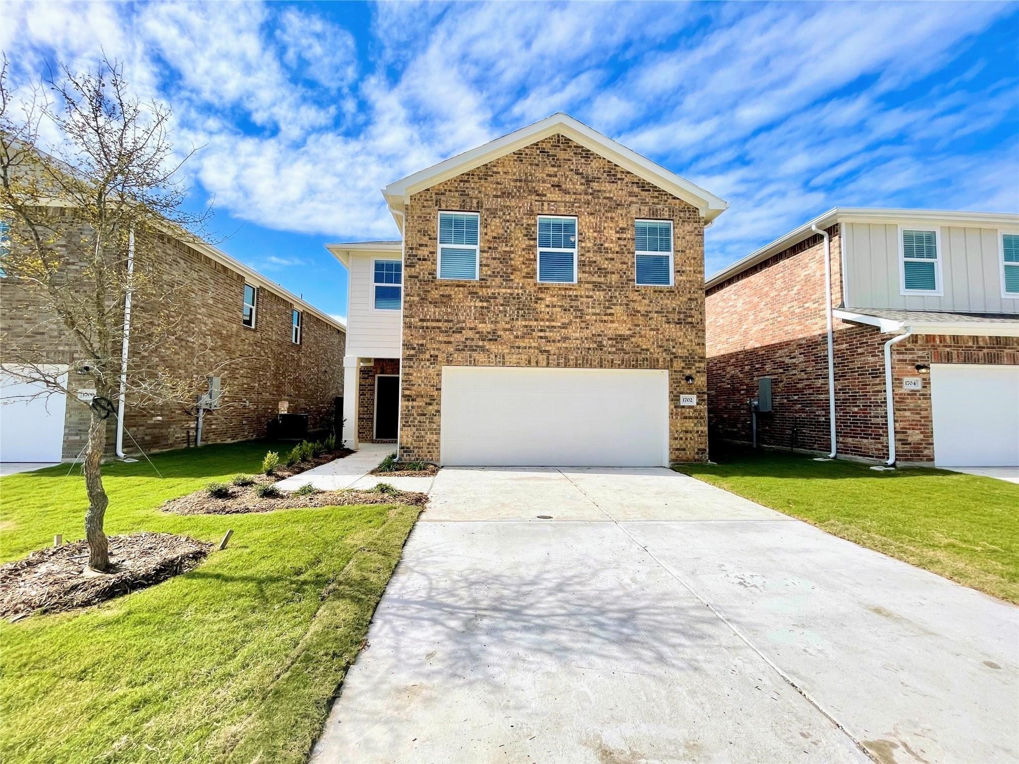 1702 Chapel Hill Lane Princeton TX 75407