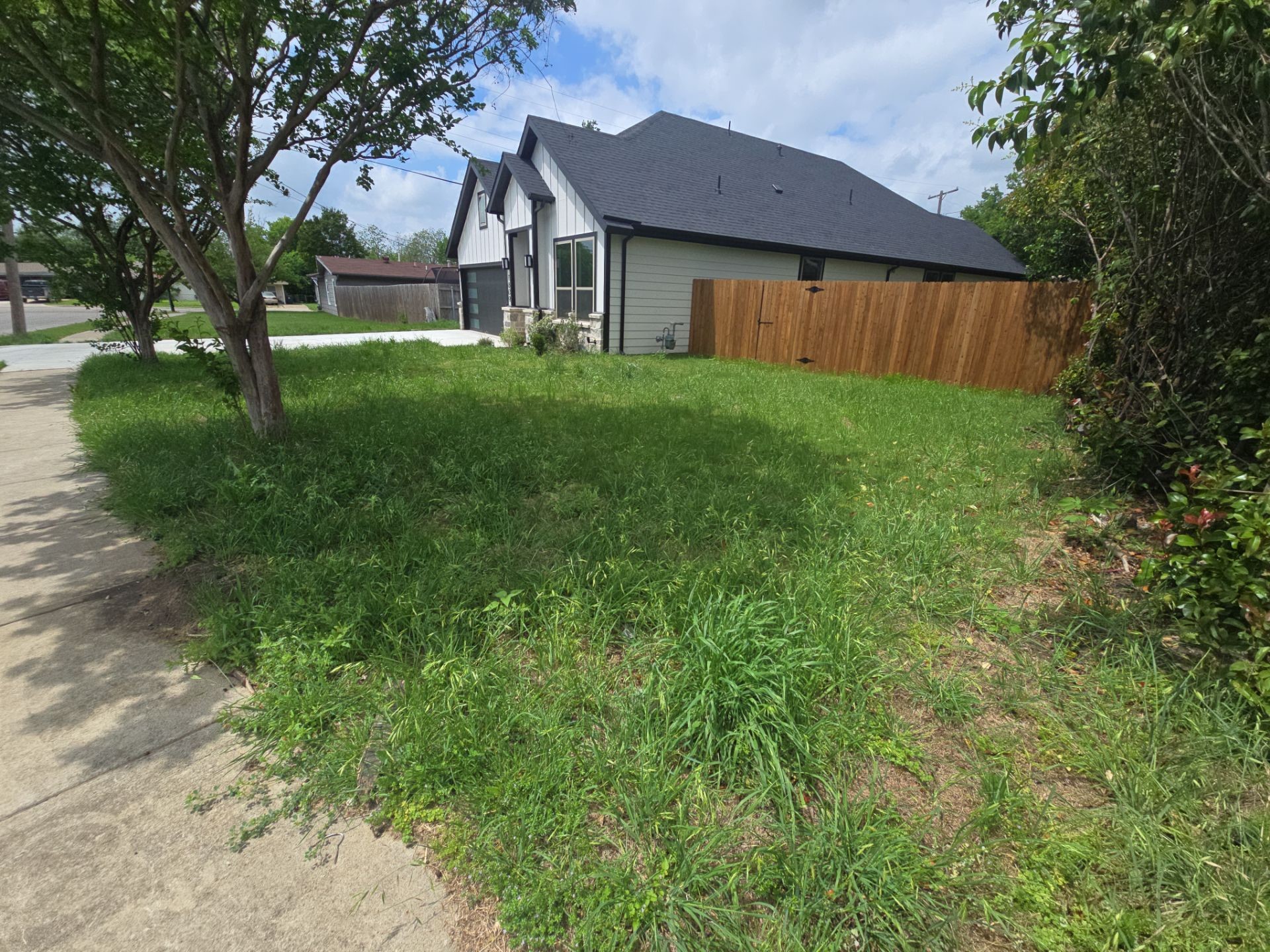 1609 Sharon Street Arlington TX 76010