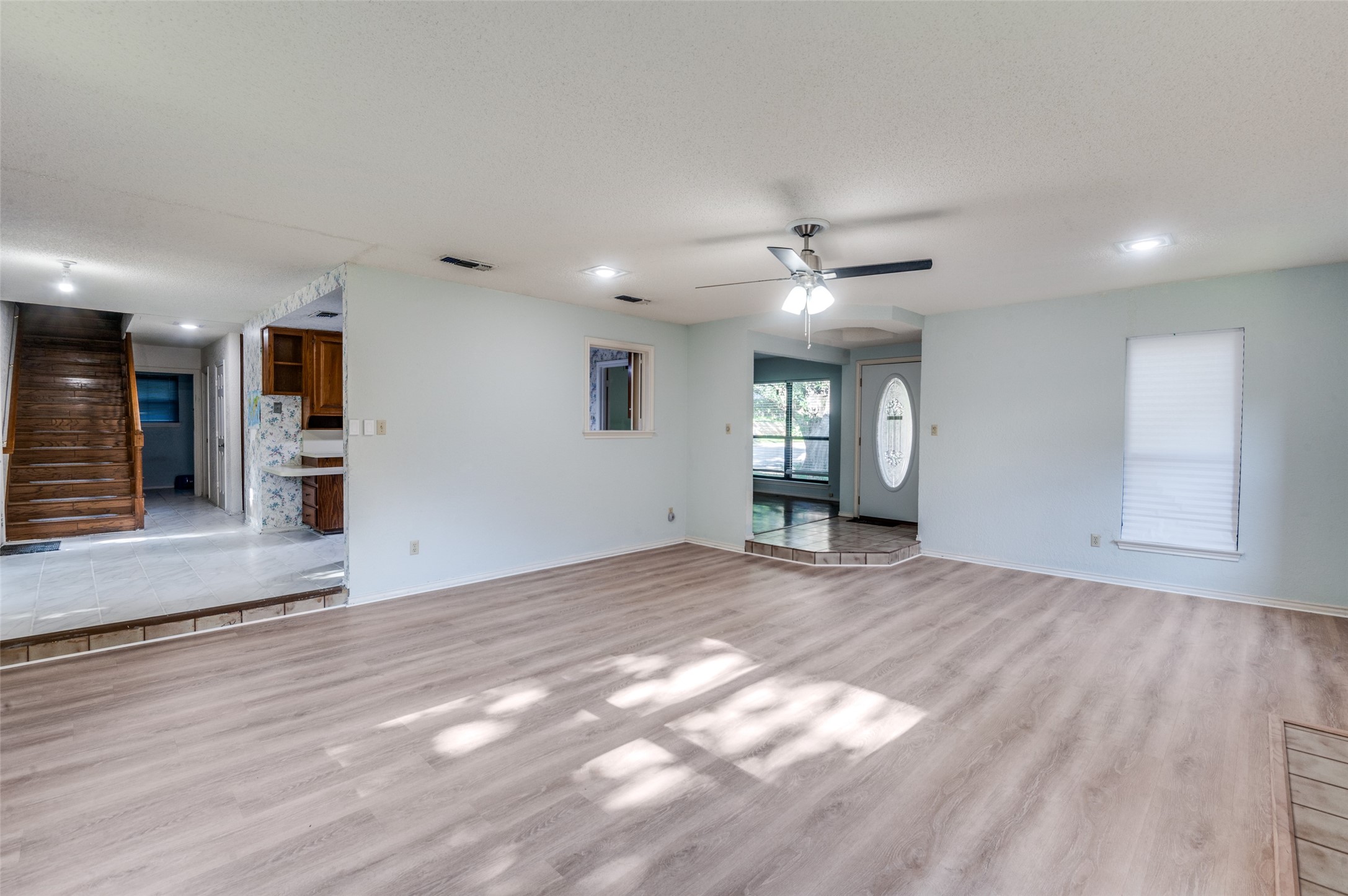 2719 Sunrise Drive Arlington TX 76006
