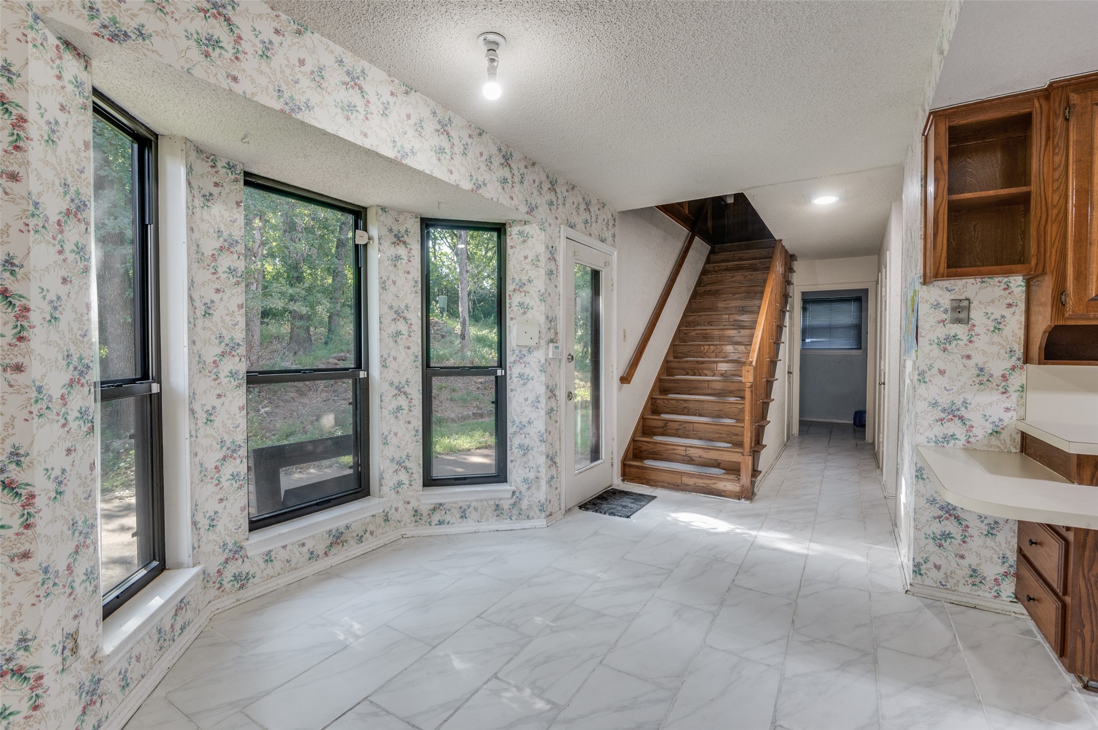2719 Sunrise Drive Arlington TX 76006