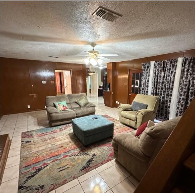 2438 Five Mile Circle Dallas TX 75233