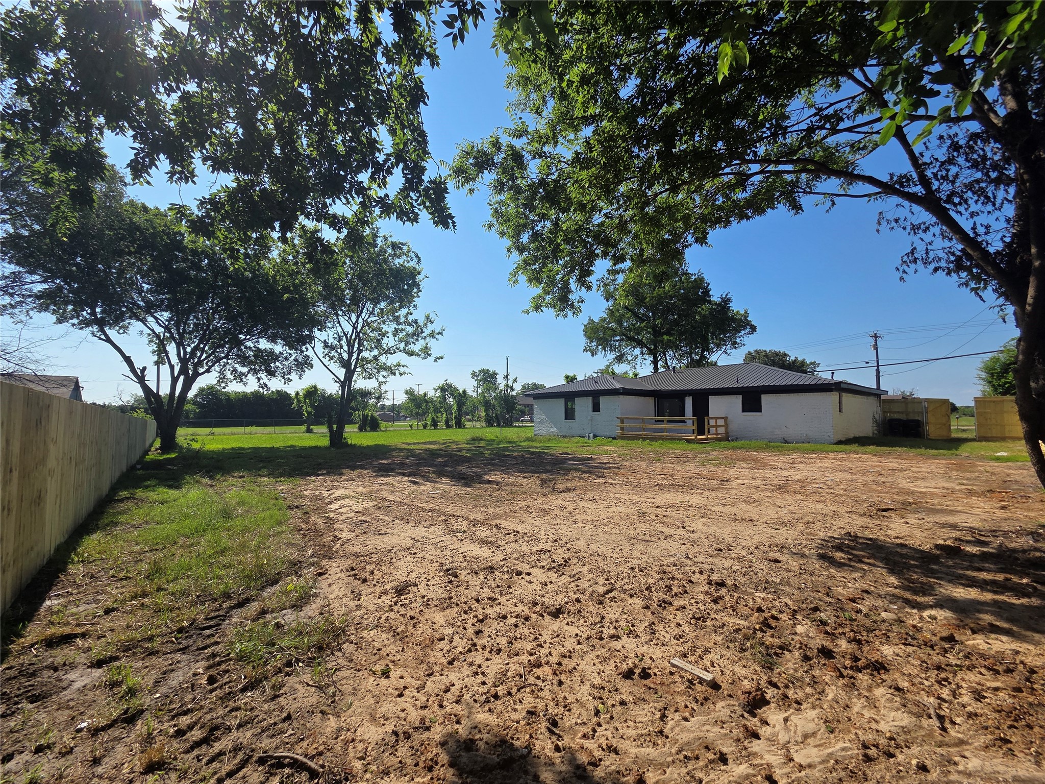 912 W Main Street Quinlan TX 75474