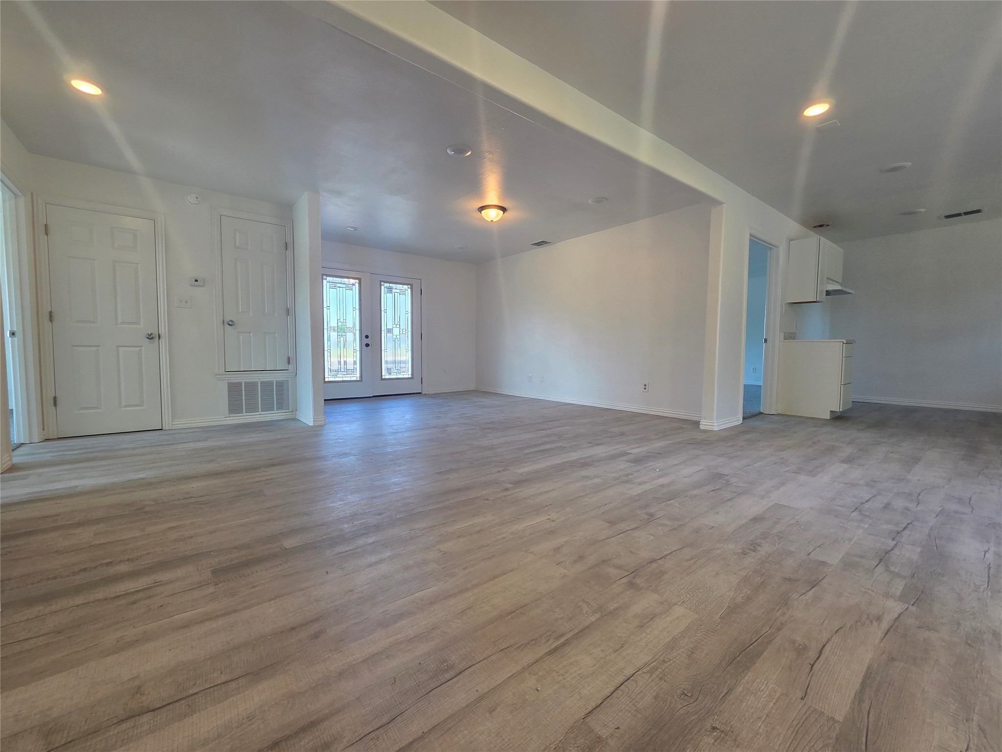 912 W Main Street Quinlan TX 75474