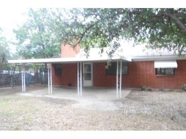 1608 Mims Street Fort Worth TX 76112