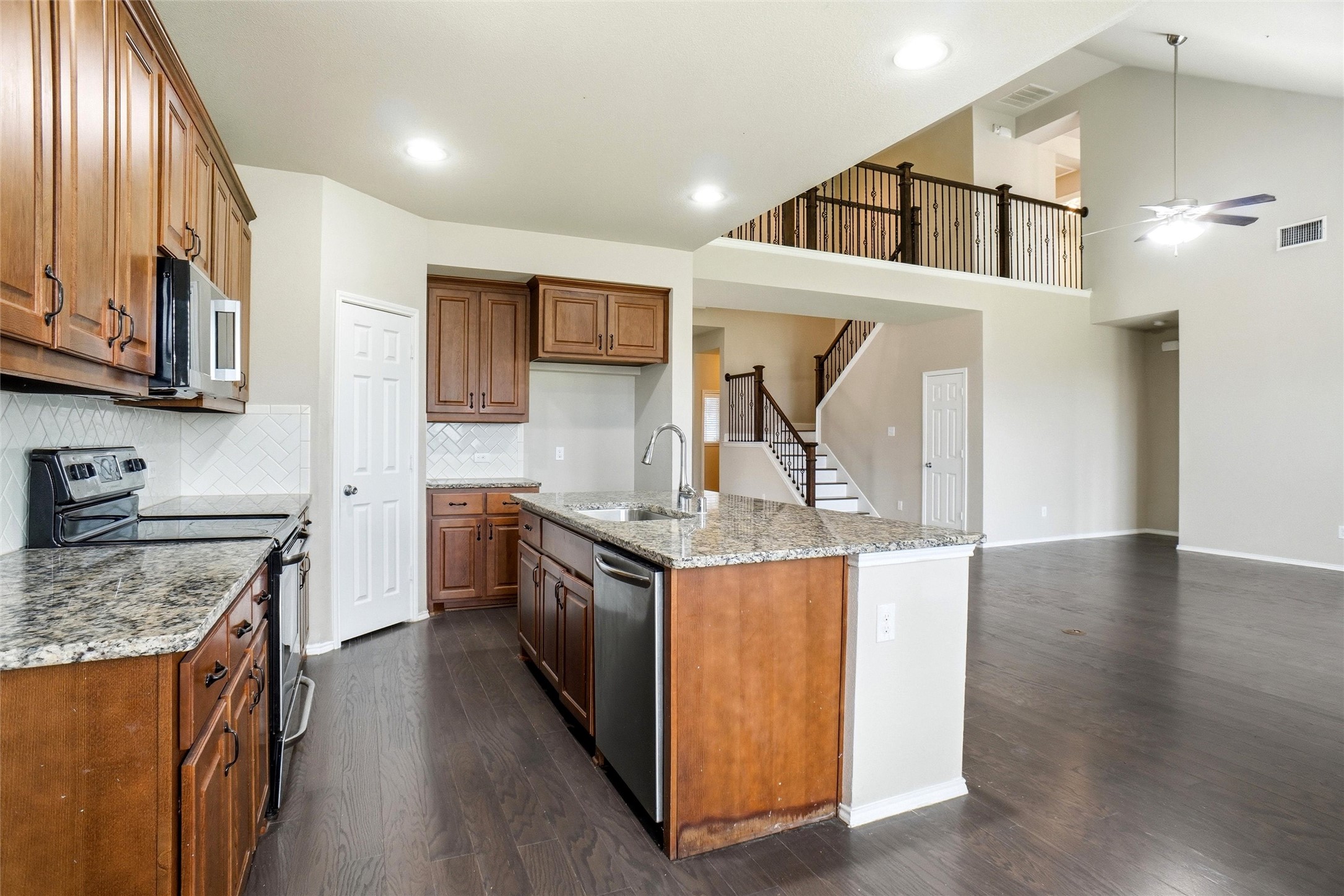 1804 Settlement Way Aubrey TX 76227