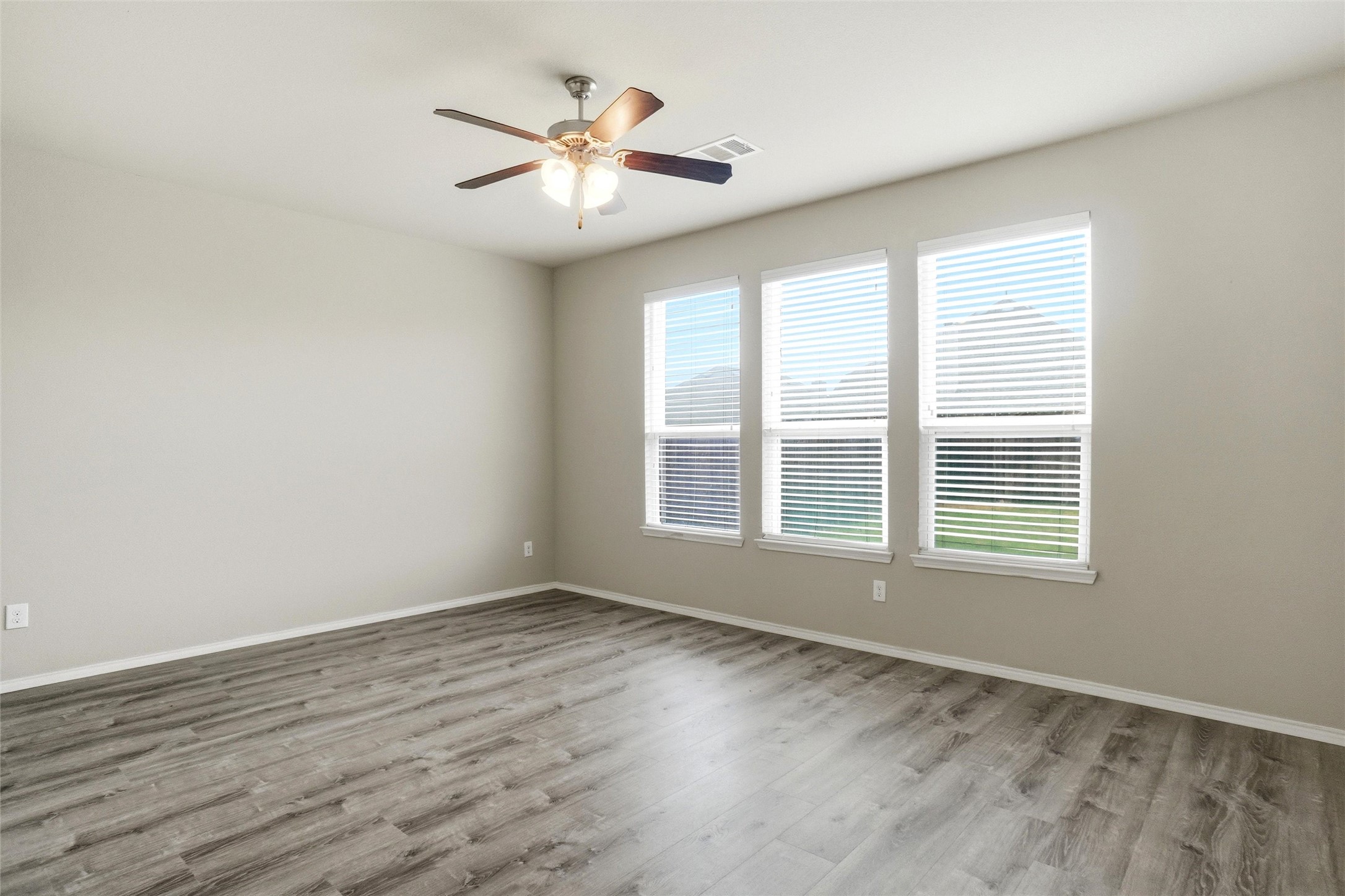 1804 Settlement Way Aubrey TX 76227