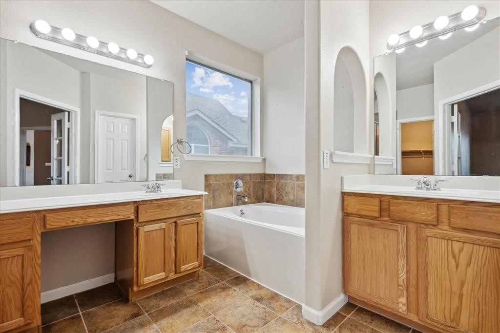 708 San Antonio Trail Mansfield TX 76063