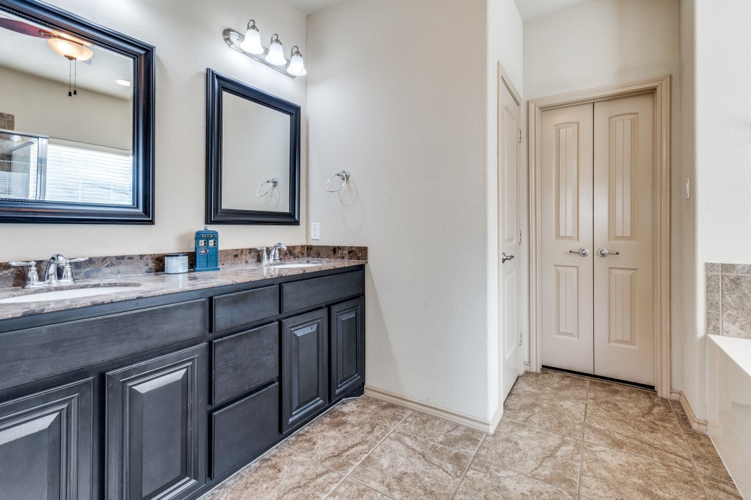 5109 Glen Meadow Drive Arlington TX 76001