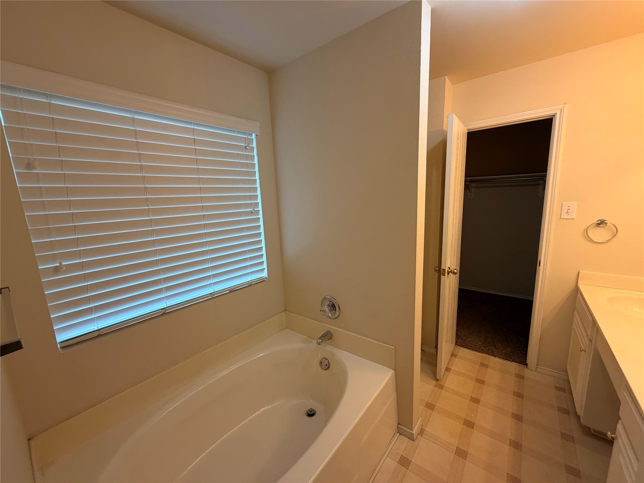 8604 Stetson Drive Fort Worth TX 76244